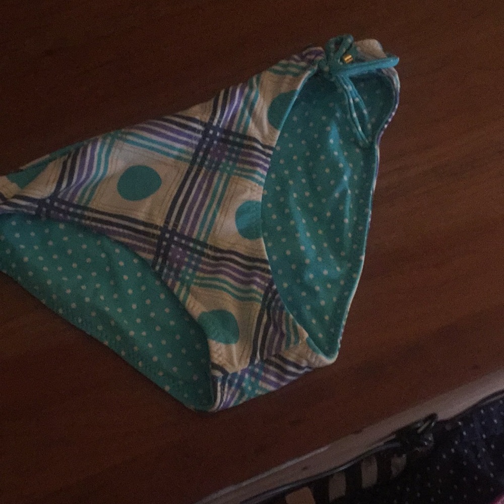 Reversible bathing suit bottoms